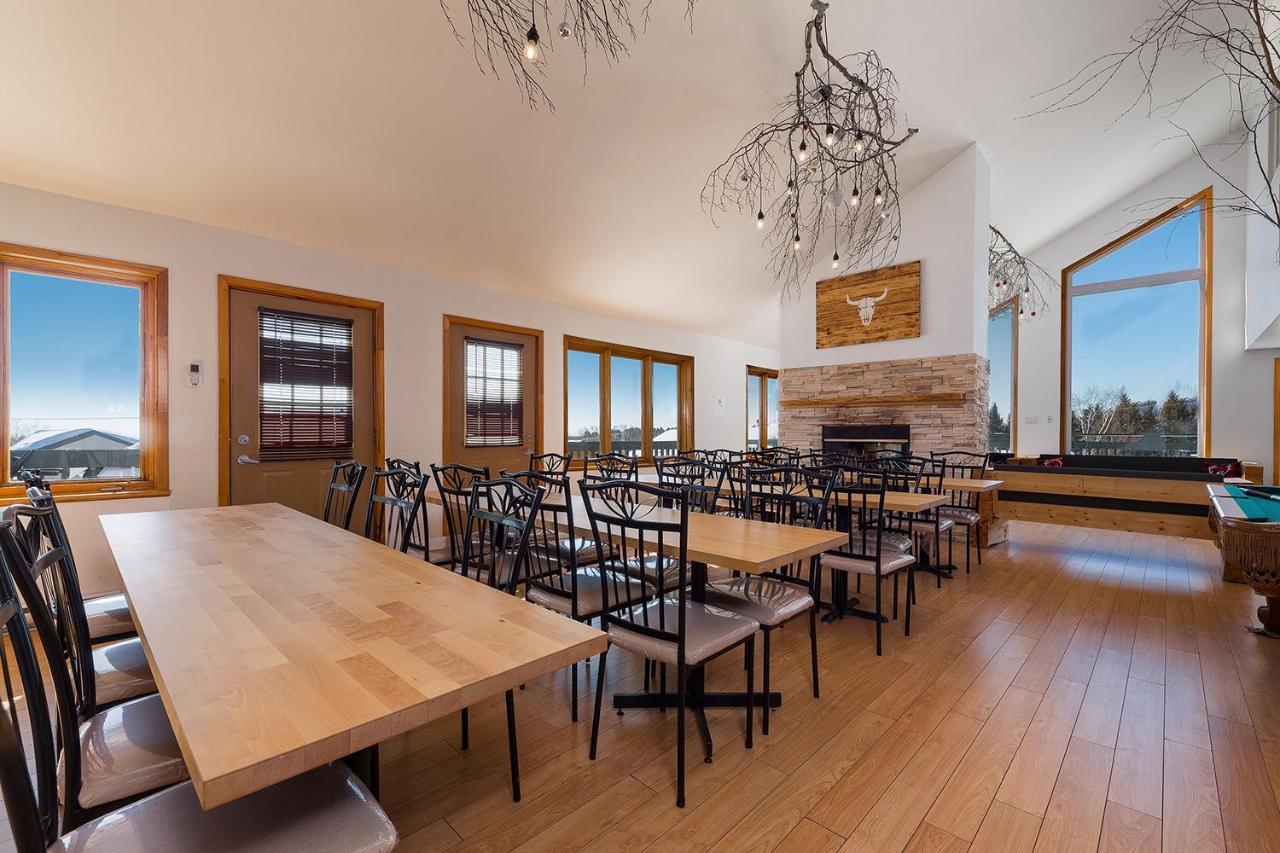 Complexe Les Neiges Hotel Beaupre Bagian luar foto