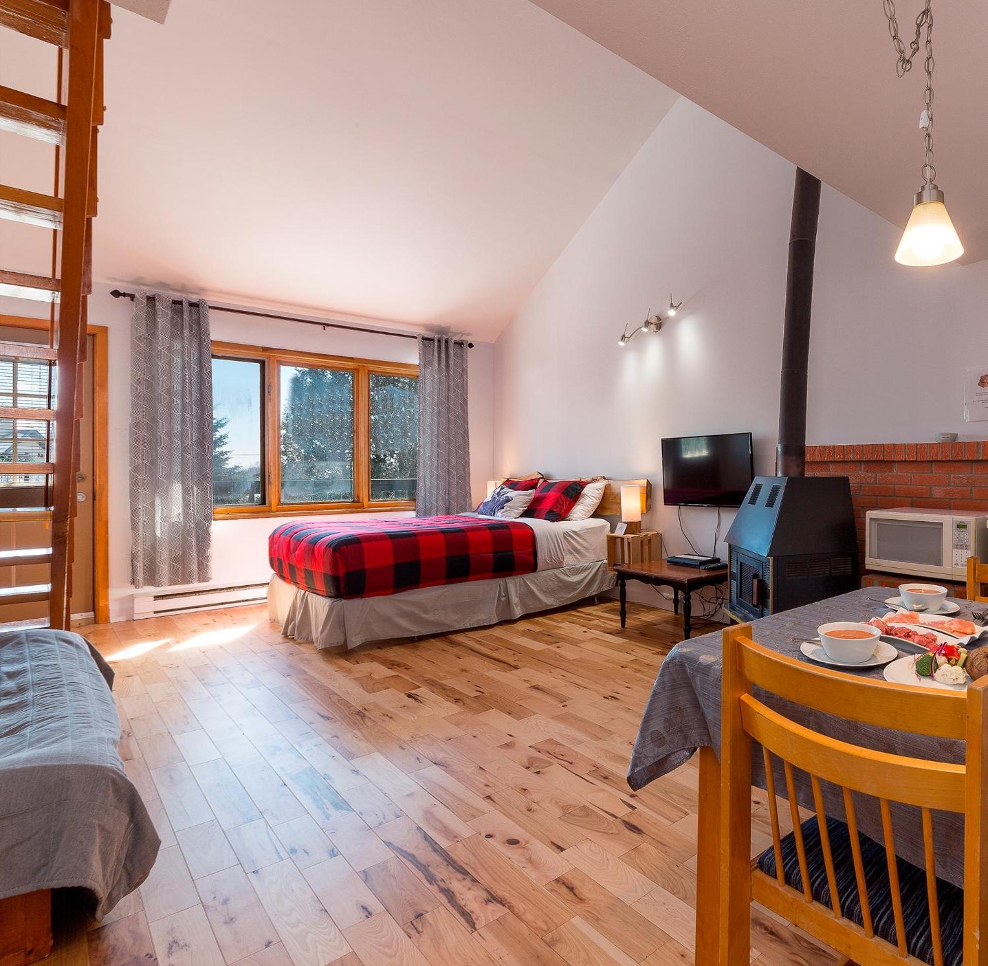 Complexe Les Neiges Hotel Beaupre Bagian luar foto